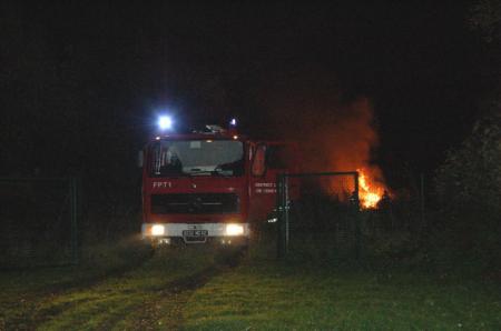 20/1106  feu  de détritus